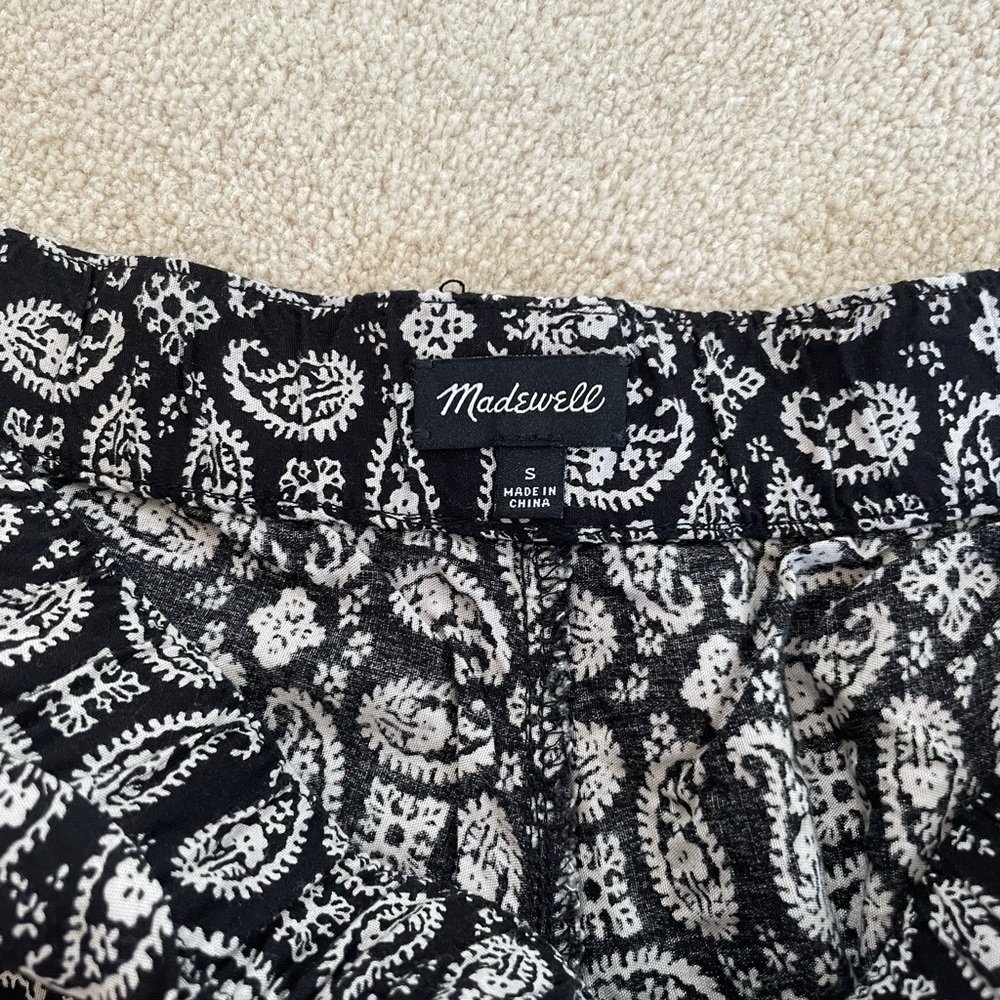 Madewell linen pull on shorts - Picture 2 of 3